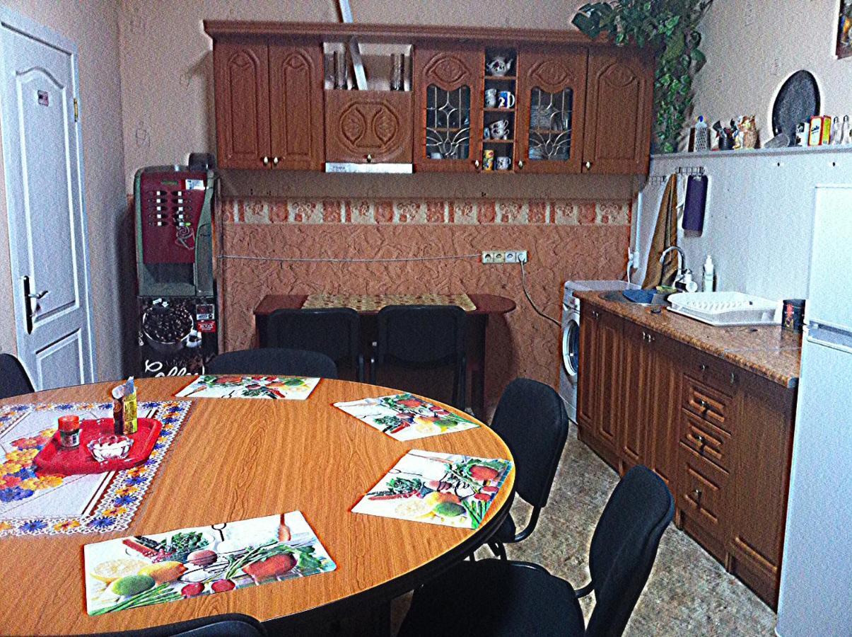 Хостел Тихий Дворик Κχαρκίβ Εξωτερικό φωτογραφία